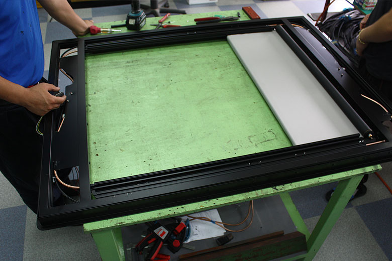 Roof electric sunshade